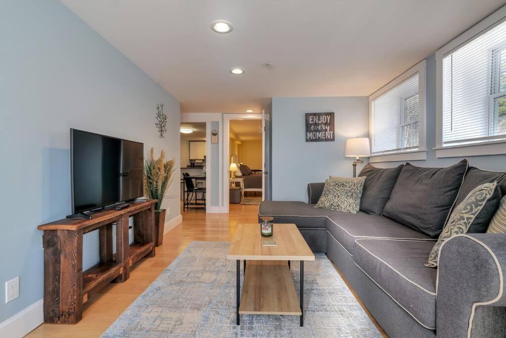 2Br Apt W/ 3 Min Walk To Downtown Swh - Low Tide Southwest Harbor Eksteriør billede